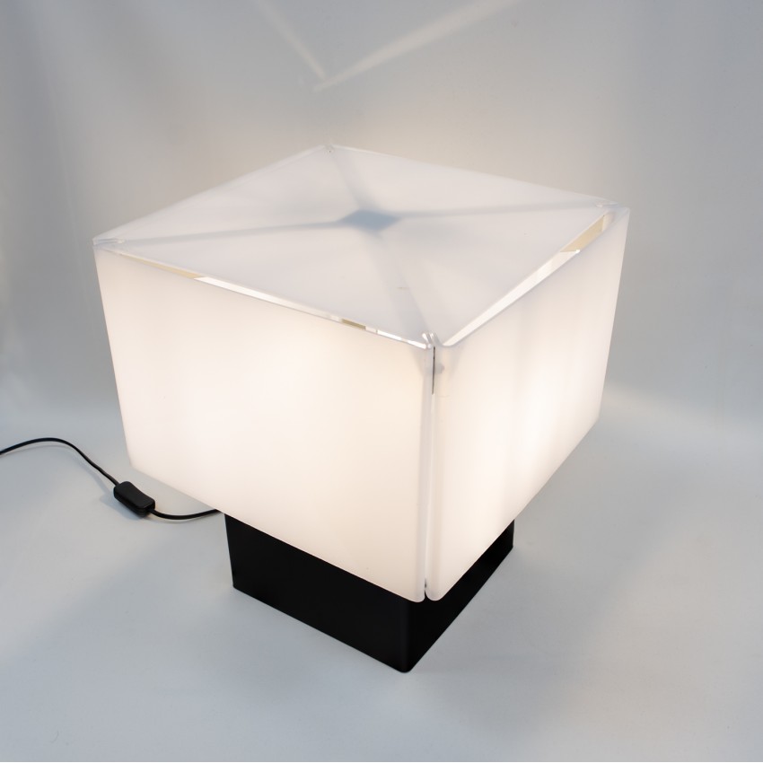 Cube Acrylique LED Allumé - Bord 1000mm - Cube Plexiglas Cube